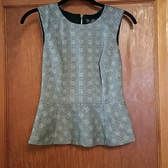 Vince Camuto Plaid peplum shirt - Picture 2 of 3